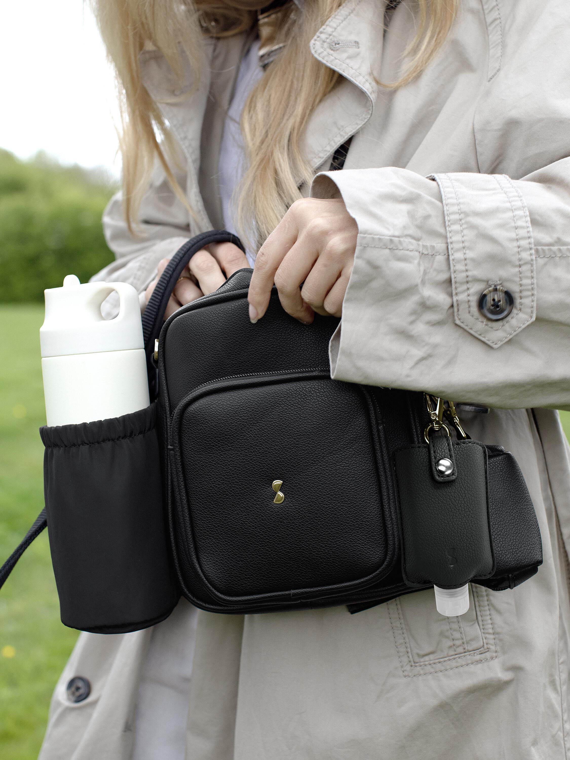 Black Dog Walking Bag