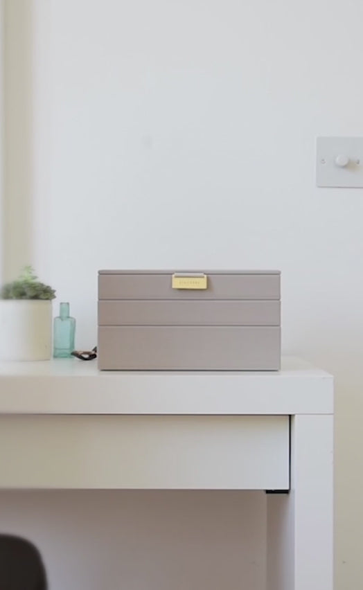 Taupe Classic Trinket Layer